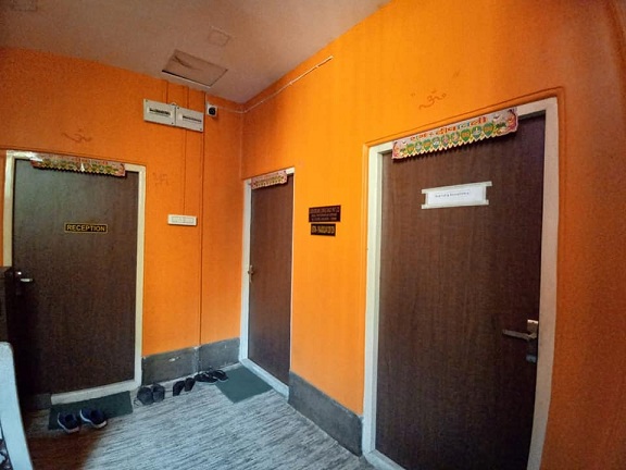 Ready Office on Rent near Girish Park Metro