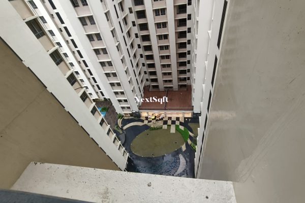 Unimark Lakewood estate resale 3bhk flat 16 floor