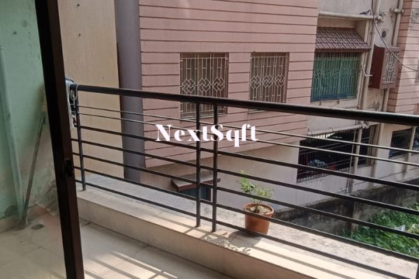 Chinar heights Resale 3BHK Flat at Chinar park near CC2